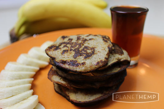 BANANA HEMP PANCAKES